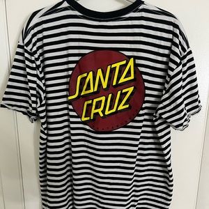 Santa Cruz Tee